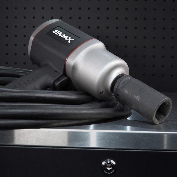 Industrial 3/4" Extreme Duty 1,400 ft. lbs Air Impact Wrench - Image 5